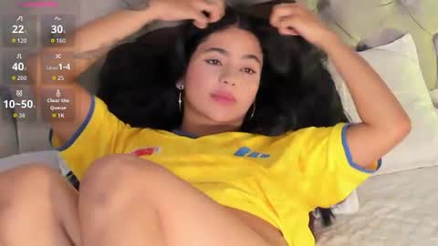 Isis Larah online show from July 7, 2:10 pm