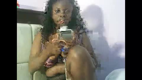 isla_booby online show from May 19, 12:00 am