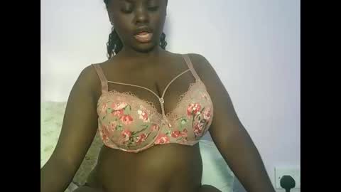 isla_booby online show from May 26, 5:52 am