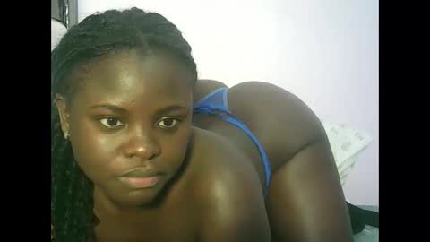 isla_booby online show from May 28, 7:11 am