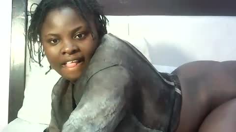isla_booby online show from July 30, 5:59 am