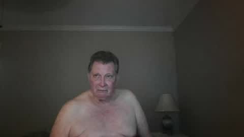 island625103 online show from July 28, 11:44 pm