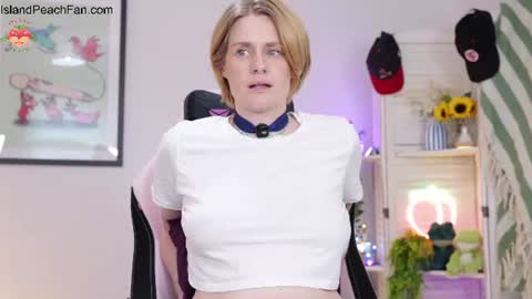 Peaches online show from July 26, 3:17 pm