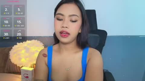 Zoe  online show from June 21, 6:14 am