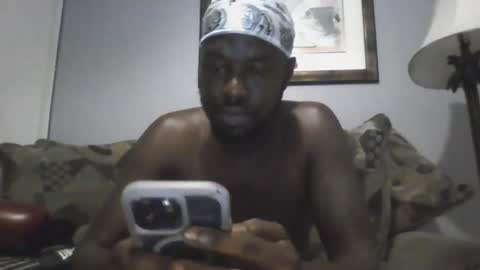 islandbey242 online show from June 24, 8:49 am