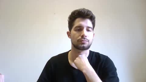 islaysince97 online show from April 16, 8:11 am
