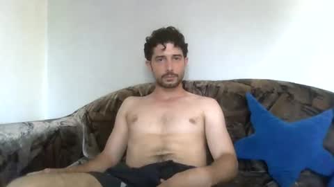 islaysince97 online show from July 18, 1:56 pm