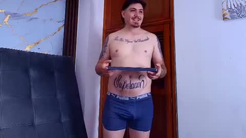 Ismael Castro online show from August 15, 1:26 pm