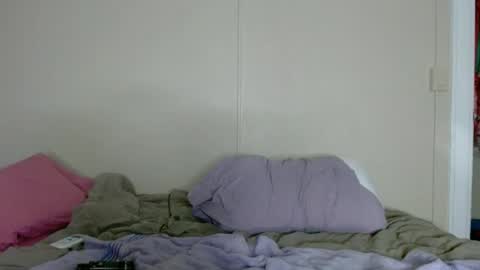 ismecandycaine online show from July 8, 5:22 am