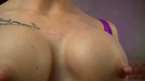 isRubyFever online show from August 6, 11:42 am