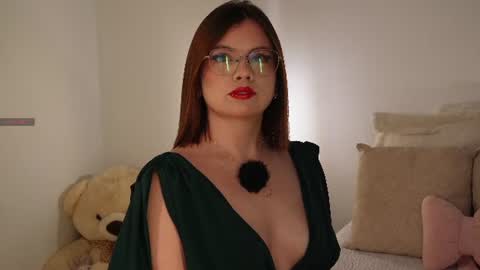  issa baby  online show from July 20, 4:15 am