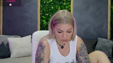 Alisa online show from August 5, 6:22 am