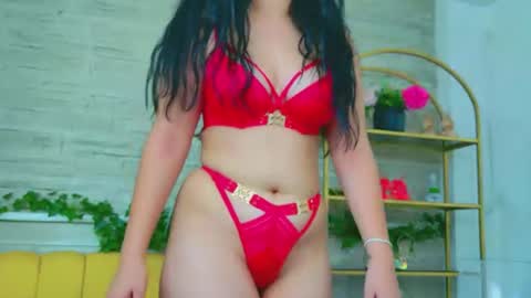 Isabelvoss online show from August 12, 11:45 am