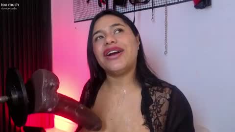 Issafoxx online show from August 3, 2:24 pm