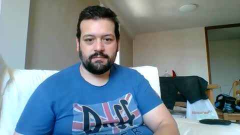 italianbigboy932 online show from May 12, 8:58 am