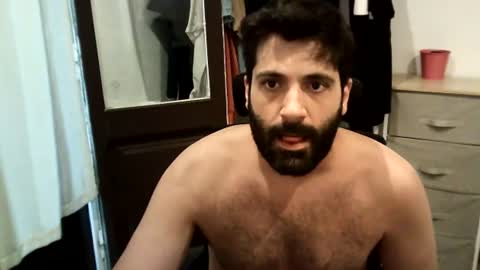 italianboybcn online show from June 18, 4:34 am