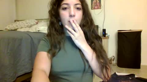 ItalianKitty online show from August 11, 12:45 am