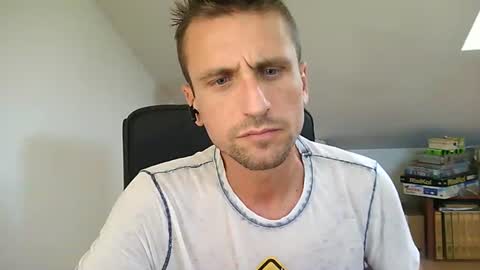 italiano116116 online show from July 2, 12:06 pm