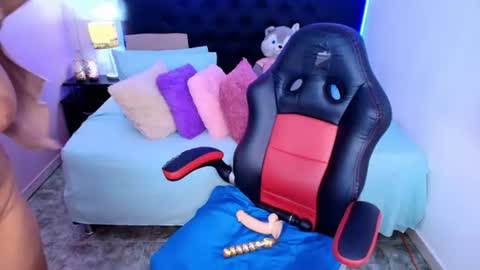 Sofia online show from August 6, 1:21 pm