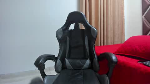 ithan_hot online show from July 31, 9:15 am