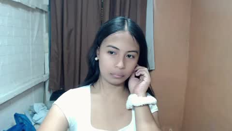 its_leigh online show from August 10, 6:26 am