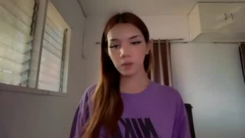 EZZIE online show from August 1, 7:58 am
