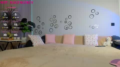 Nicki online show from August 14, 10:30 am