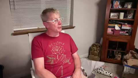JohnJohn online show from July 4, 8:49 am