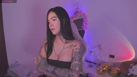 Kitty online show from July 19, 6:04 am