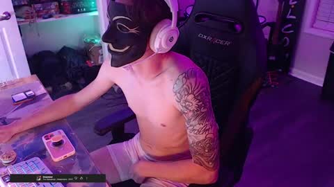 itslamayo online show from April 23, 2:37 am