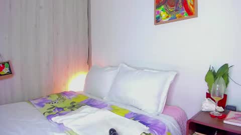 lau  online show from July 30, 4:53 am