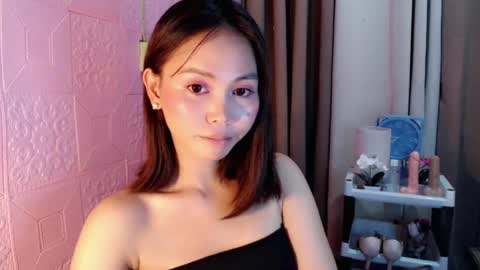 itsme_liza online show from August 8, 11:43 am
