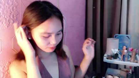 itsme_liza online show from August 13, 1:36 pm