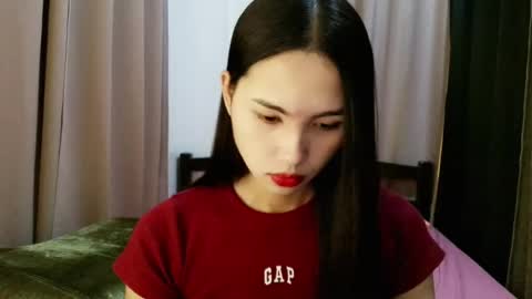 itsmekendy online show from August 8, 7:19 am