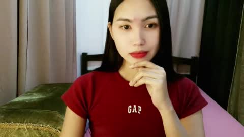 itsmekendy online show from August 8, 10:37 am