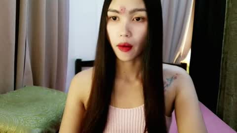 itsmekendy online show from August 13, 9:56 am