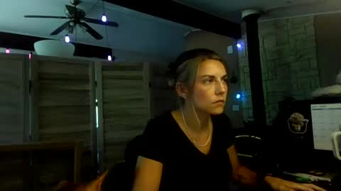 ItsMeSophie X online show from July 8, 4:44 pm