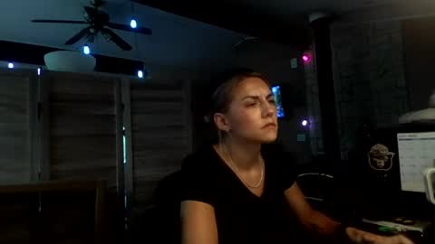 ItsMeSophie X online show from July 8, 5:50 pm