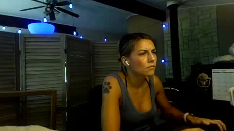 ItsMeSophie X online show from August 3, 4:58 pm
