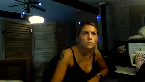 ItsMeSophie X online show from August 17, 7:08 pm