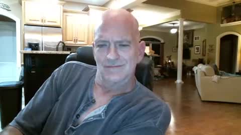 itsxxxtc online show from August 18, 3:23 am