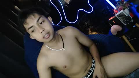 Kyle online show from August 8, 3:28 am