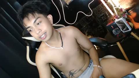 Kyle online show from August 8, 1:22 pm