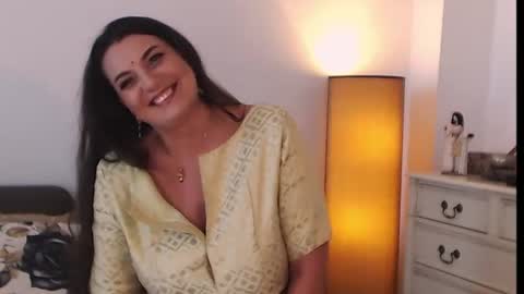 Melissa Khaan online show from August 4, 10:34 am