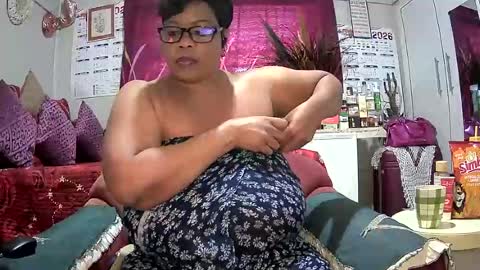 itumeleng74 online show from August 2, 6:53 am