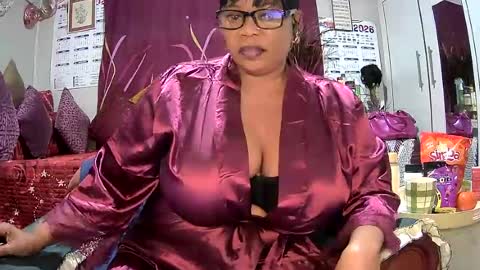 itumeleng74 online show from August 10, 4:41 pm