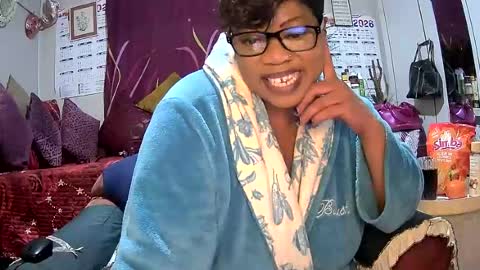 itumeleng74 online show from August 11, 6:10 pm