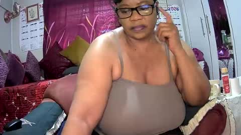 itumeleng74 online show from August 15, 3:16 pm