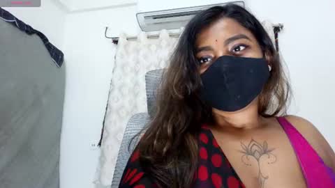 itz_amisha online show from August 10, 12:01 am