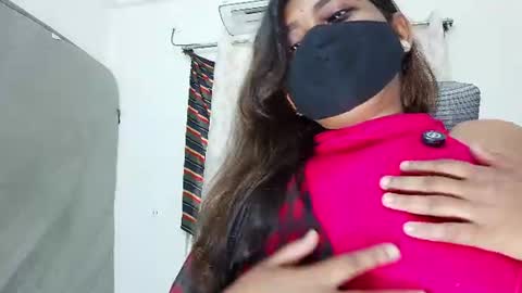 itz_amisha online show from August 16, 7:56 am